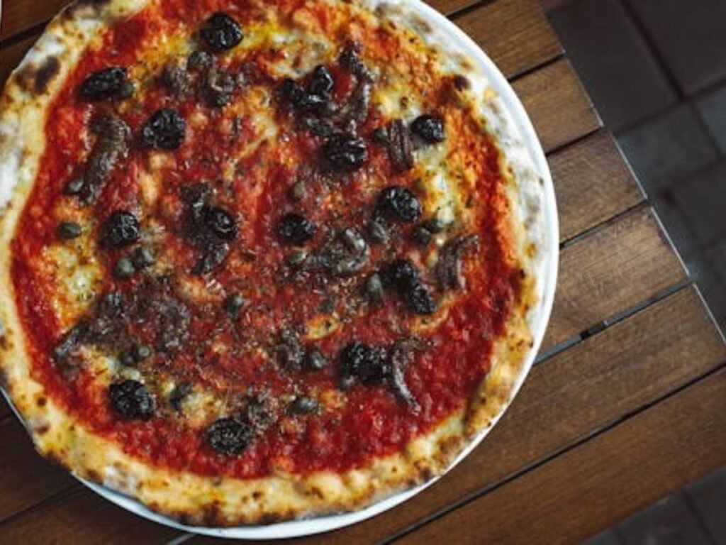 Anchovy Pizza Magic – A Flavor Explosion!